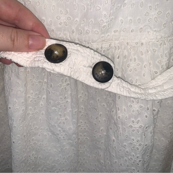 Burberry White Eyelet Peplum Blouse - Picture 8 of 8